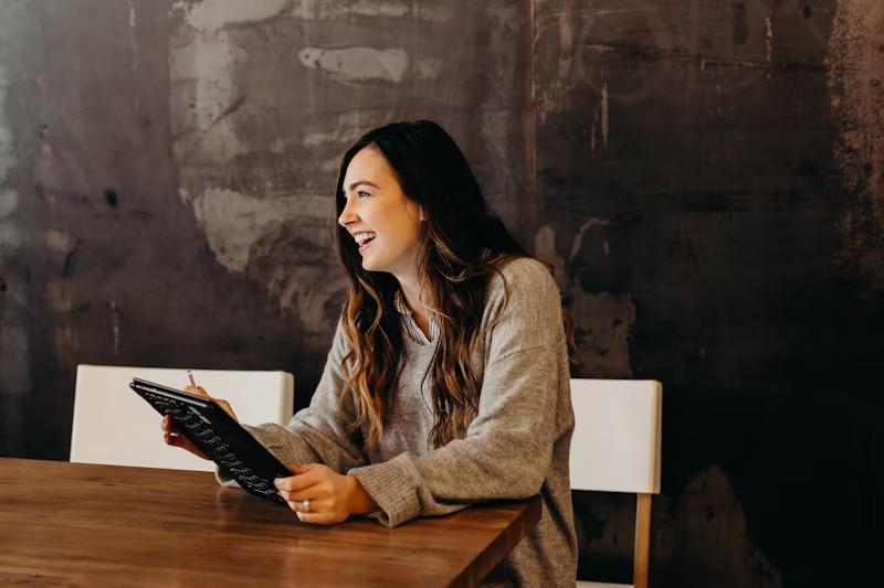 Contact Genies Career Hub support team in London